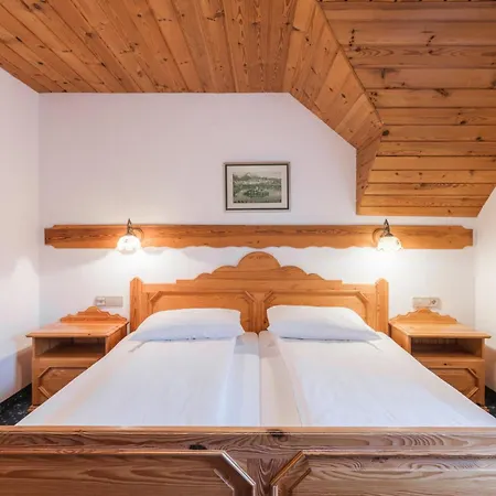 Hotel Garni Berc 3*