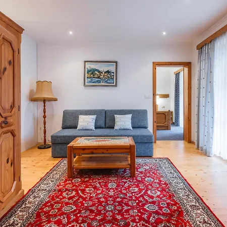 Garni Berc Hotel 3*