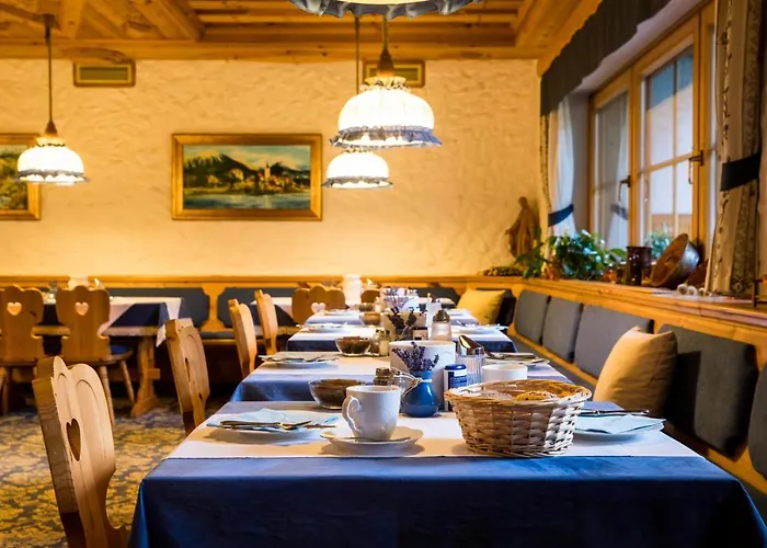 Garni Berc Hotell 3*